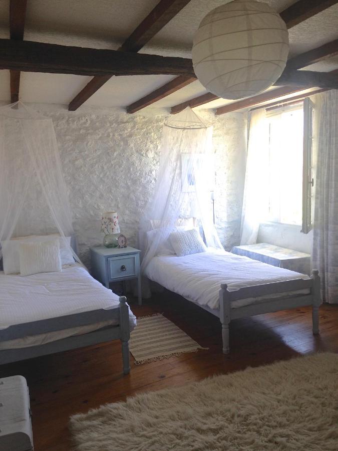 Villa Les Galineaux La Roquille Esterno foto